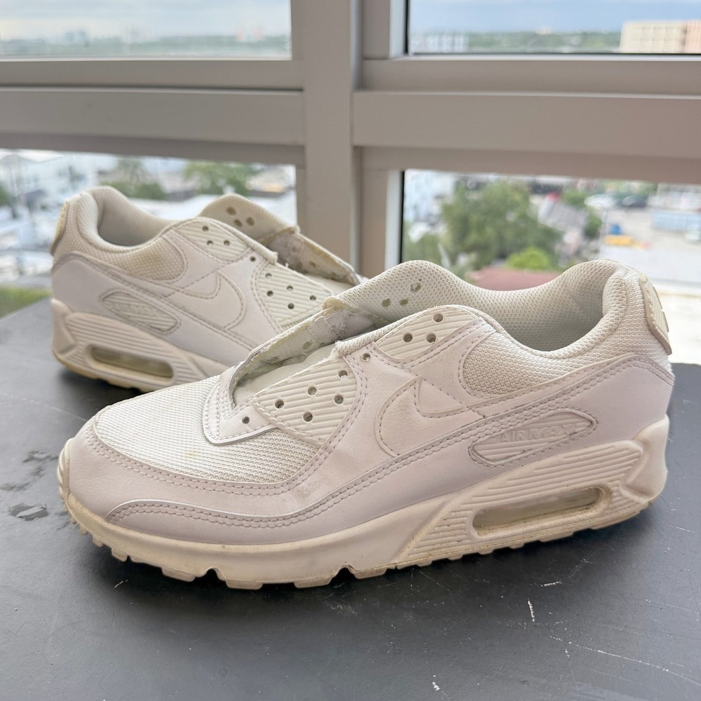 Nike White Air Max 90 Mens Size 7 CN8490-100 Triple White Sneakers